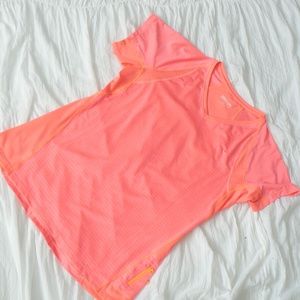 Kirkland neon pink/orange athletic v neck T L